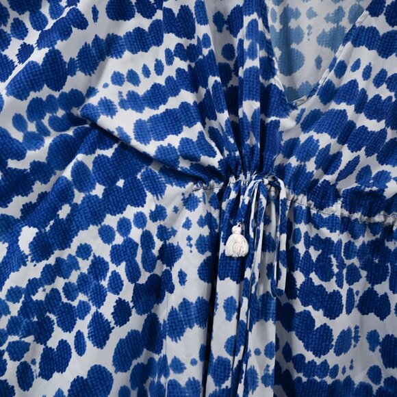 Alexis OS Julia Blue White Poncho Kaftan with Tassel - Picture 6 of 8